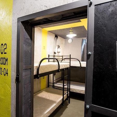 Lviv Loft Prison Hostel Екстериор снимка