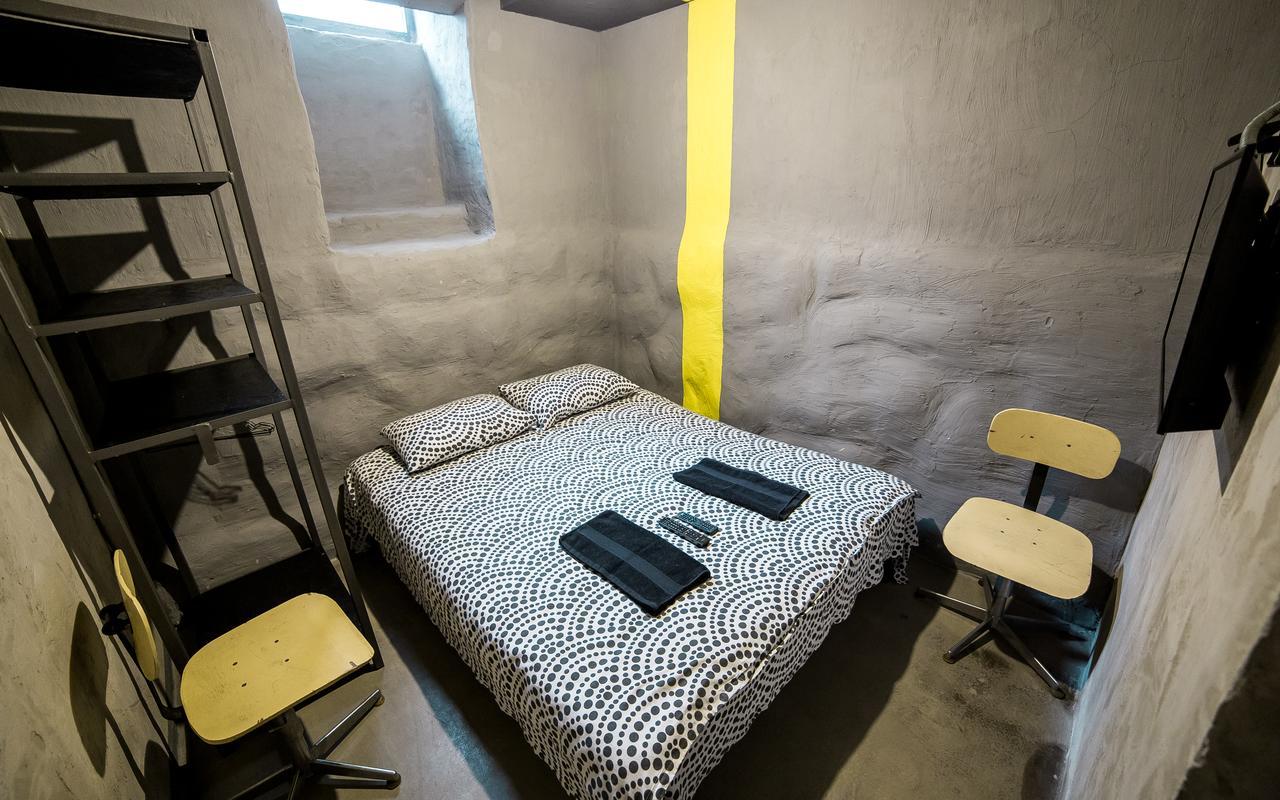 Lviv Loft Prison Hostel Екстериор снимка