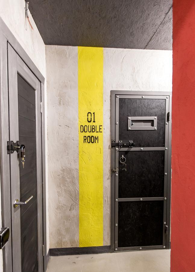 Lviv Loft Prison Hostel Екстериор снимка