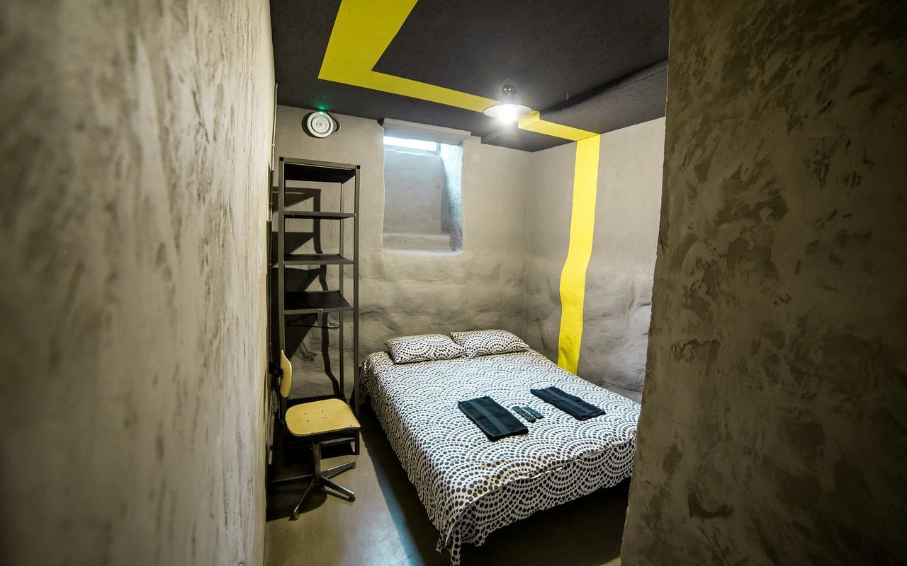 Lviv Loft Prison Hostel Екстериор снимка