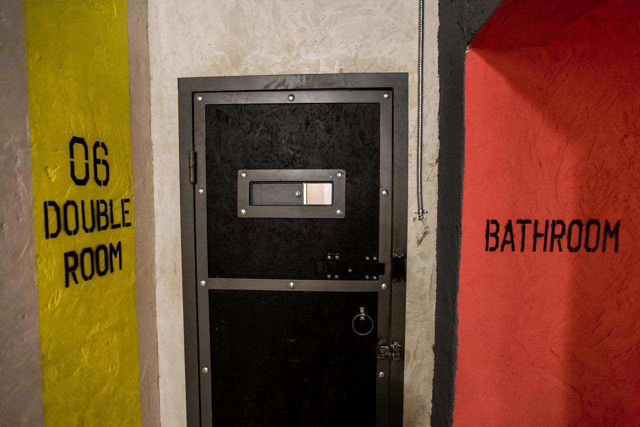 Lviv Loft Prison Hostel Екстериор снимка