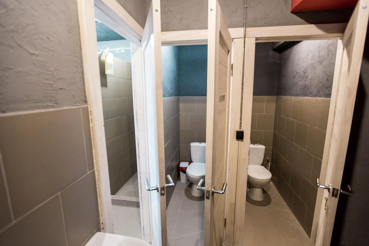 Lviv Loft Prison Hostel Екстериор снимка